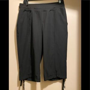 Black quick dry capris